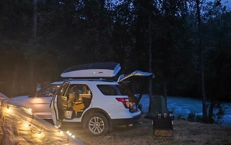 Ford Explorer V рестайлинг, 2014 год, 1 680 000 рублей, 22 фотография