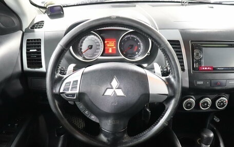 Mitsubishi Outlander III рестайлинг 3, 2008 год, 914 000 рублей, 11 фотография