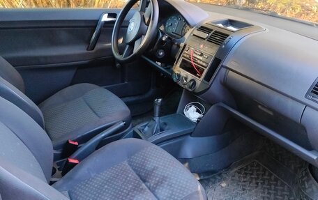 Volkswagen Polo IV рестайлинг, 2002 год, 140 000 рублей, 5 фотография
