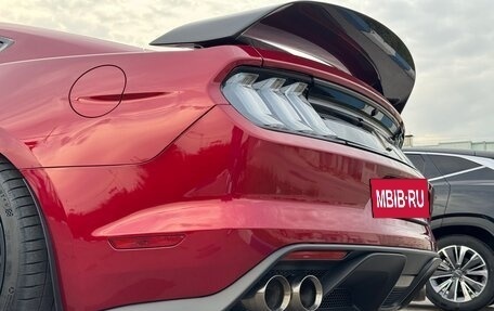 Ford Mustang VI рестайлинг, 2018 год, 7 500 000 рублей, 7 фотография