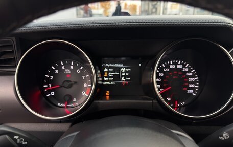 Ford Mustang VI рестайлинг, 2018 год, 7 500 000 рублей, 26 фотография
