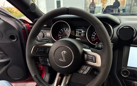 Ford Mustang VI рестайлинг, 2018 год, 7 500 000 рублей, 27 фотография