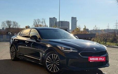 KIA Stinger I, 2018 год, 1 800 000 рублей, 4 фотография