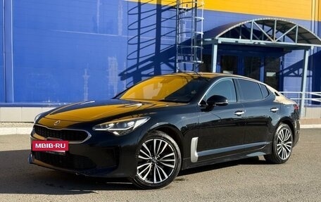 KIA Stinger I, 2018 год, 1 800 000 рублей, 2 фотография
