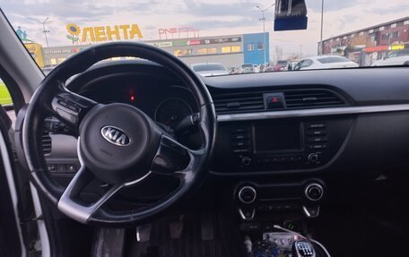 KIA Rio IV, 2017 год, 1 000 000 рублей, 6 фотография
