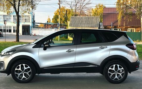 Renault Kaptur I рестайлинг, 2017 год, 1 570 000 рублей, 6 фотография