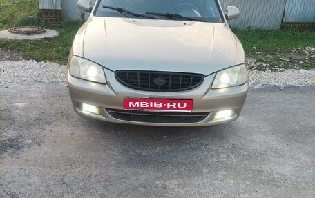 Hyundai Accent II, 2003 год, 260 000 рублей, 1 фотография