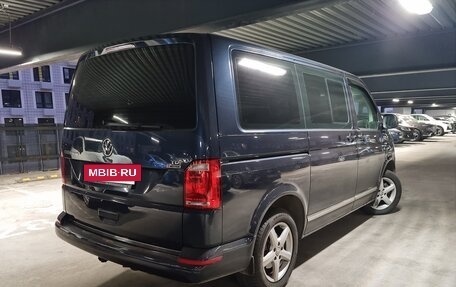Volkswagen Caravelle T6 рестайлинг, 2016 год, 3 100 000 рублей, 3 фотография