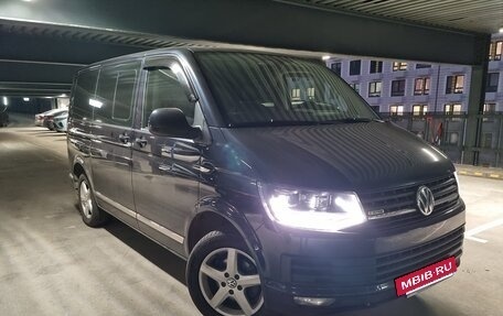Volkswagen Caravelle T6 рестайлинг, 2016 год, 3 100 000 рублей, 6 фотография