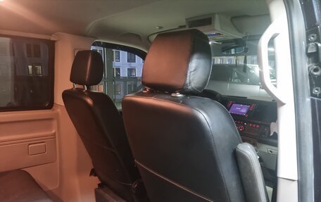 Volkswagen Caravelle T6 рестайлинг, 2016 год, 3 100 000 рублей, 19 фотография