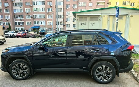 Toyota RAV4, 2022 год, 4 700 000 рублей, 3 фотография