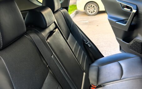 Toyota RAV4, 2022 год, 4 700 000 рублей, 21 фотография