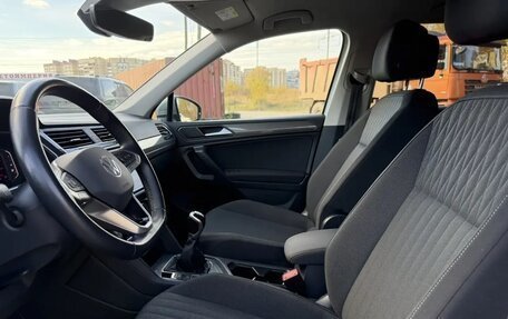 Volkswagen Tiguan II, 2022 год, 2 342 000 рублей, 11 фотография