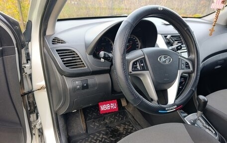 Hyundai Solaris II рестайлинг, 2013 год, 715 000 рублей, 12 фотография