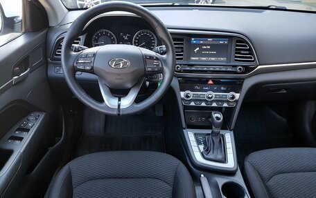 Hyundai Elantra VI, 2019 год, 1 545 000 рублей, 6 фотография