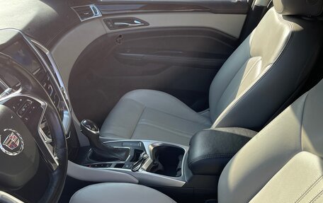 Cadillac SRX II рестайлинг, 2014 год, 1 600 000 рублей, 6 фотография