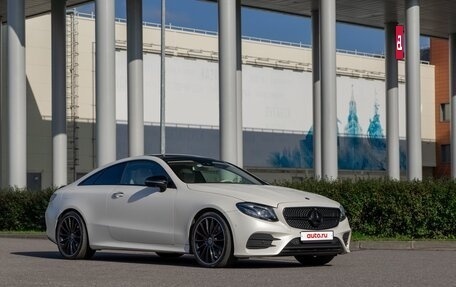 Mercedes-Benz E-Класс, 2017 год, 4 390 000 рублей, 7 фотография