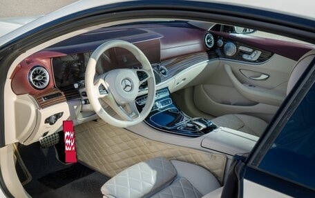 Mercedes-Benz E-Класс, 2017 год, 4 390 000 рублей, 22 фотография