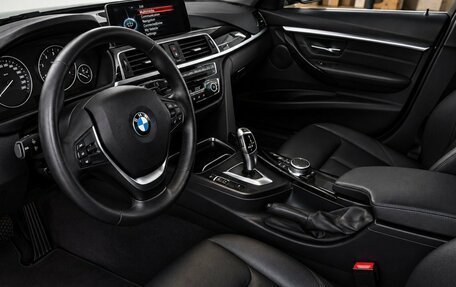 BMW 3 серия, 2018 год, 3 049 000 рублей, 13 фотография