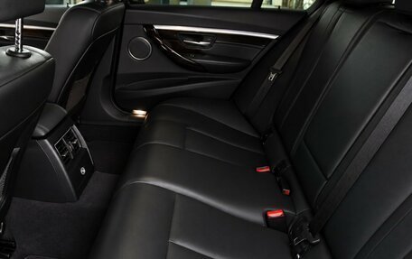 BMW 3 серия, 2018 год, 3 049 000 рублей, 18 фотография