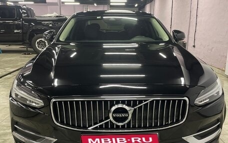 Volvo S90 II рестайлинг, 2019 год, 2 650 000 рублей, 1 фотография
