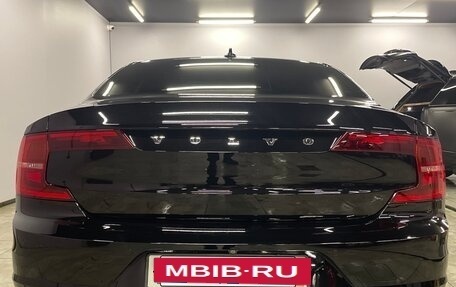 Volvo S90 II рестайлинг, 2019 год, 2 650 000 рублей, 3 фотография