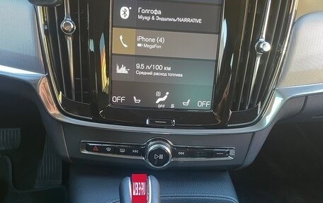 Volvo S90 II рестайлинг, 2019 год, 2 650 000 рублей, 21 фотография