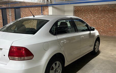 Volkswagen Polo VI (EU Market), 2011 год, 820 000 рублей, 5 фотография