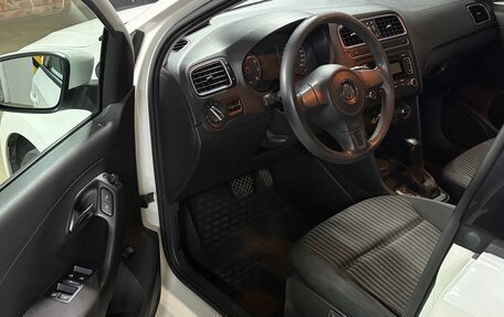 Volkswagen Polo VI (EU Market), 2011 год, 820 000 рублей, 13 фотография