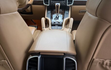 Porsche Cayenne III, 2012 год, 2 590 000 рублей, 14 фотография