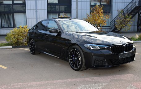 BMW 5 серия, 2022 год, 5 400 000 рублей, 3 фотография