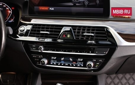 BMW 5 серия, 2022 год, 5 400 000 рублей, 11 фотография