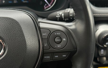Toyota RAV4, 2020 год, 3 700 000 рублей, 14 фотография
