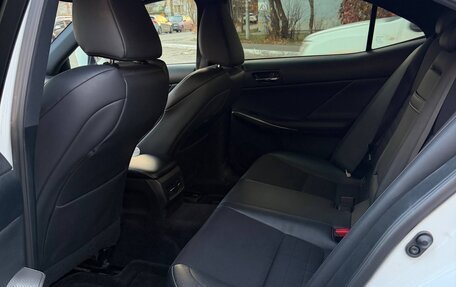 Lexus IS III, 2013 год, 2 400 000 рублей, 10 фотография