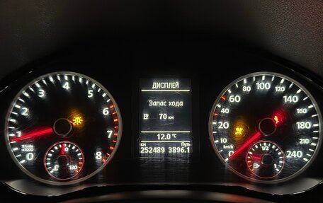 Volkswagen Tiguan I, 2013 год, 990 000 рублей, 10 фотография