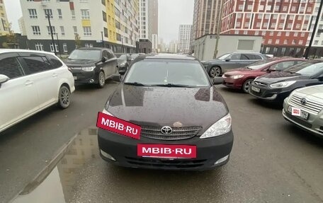Toyota Camry V40, 2002 год, 525 000 рублей, 2 фотография