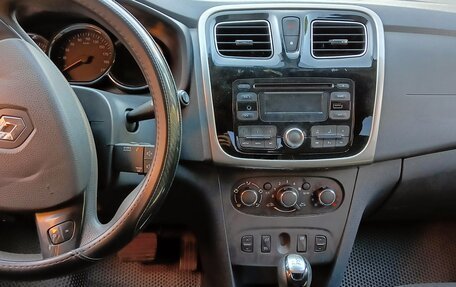 Renault Logan II, 2016 год, 629 000 рублей, 2 фотография