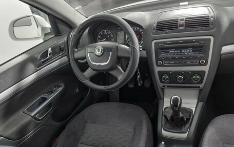 Skoda Octavia, 2013 год, 859 000 рублей, 14 фотография