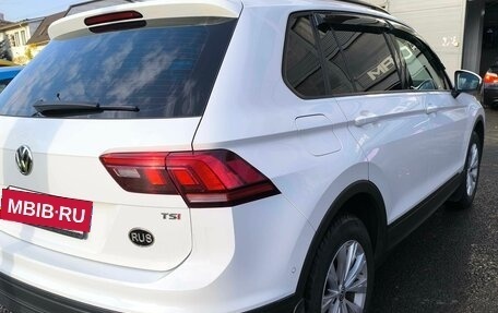 Volkswagen Tiguan II, 2017 год, 2 400 000 рублей, 6 фотография