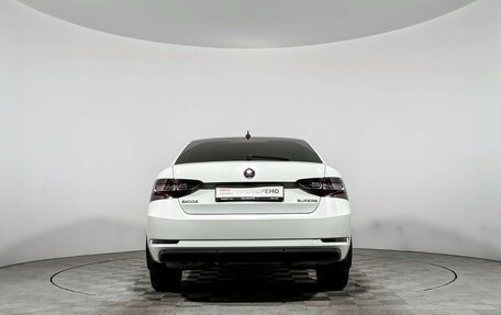 Skoda Superb III рестайлинг, 2016 год, 1 960 000 рублей, 6 фотография