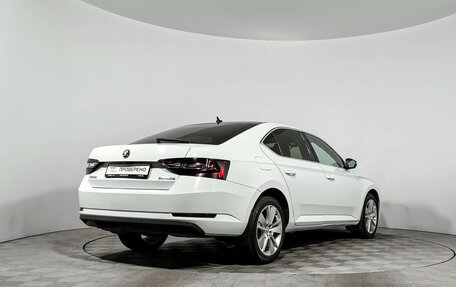 Skoda Superb III рестайлинг, 2016 год, 1 960 000 рублей, 5 фотография