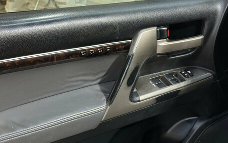 Toyota Land Cruiser 200, 2008 год, 1 990 000 рублей, 11 фотография