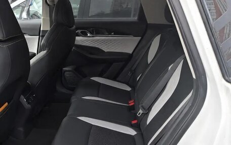 Geely Coolray I, 2023 год, 1 950 000 рублей, 7 фотография