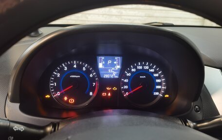 Hyundai Solaris II рестайлинг, 2016 год, 800 000 рублей, 12 фотография