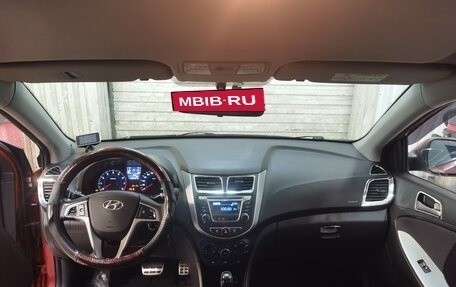 Hyundai Solaris II рестайлинг, 2016 год, 800 000 рублей, 11 фотография
