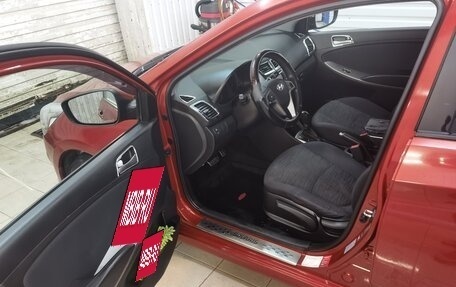 Hyundai Solaris II рестайлинг, 2016 год, 800 000 рублей, 7 фотография