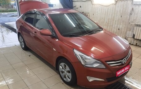 Hyundai Solaris II рестайлинг, 2016 год, 800 000 рублей, 5 фотография