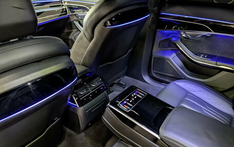 Audi A8, 2018 год, 4 500 000 рублей, 26 фотография