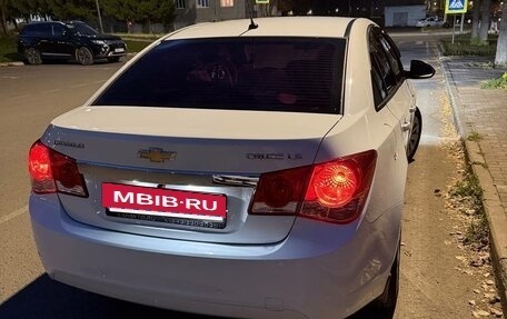 Chevrolet Cruze II, 2012 год, 850 000 рублей, 4 фотография