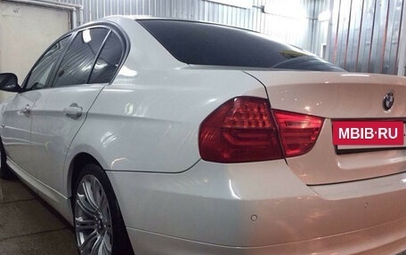 BMW 3 серия, 2011 год, 850 000 рублей, 4 фотография